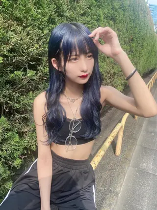 ロング カラー ハイトーン/ウルフ /小澤凌祐🦕のヘアスタイル