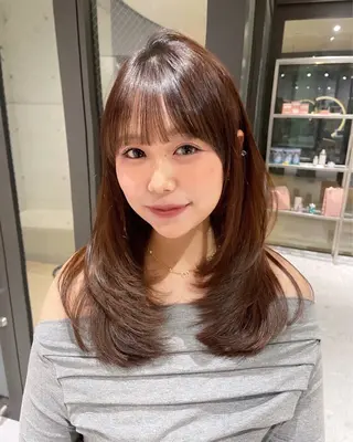 セミロング 韓国ヘア/レイヤー Londエレンのヘアスタイル
