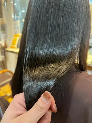 ロング カラー 髪質改善TR特化 副店長 坂田一樹】のヘアスタイル