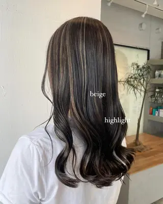 カラー ハイトーンカラー🩵 指名多数💗横山聖奈のヘアスタイル