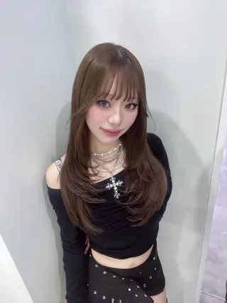 ロング カラー ヘアアレンジ 韓国レイヤーカット /韓国トレンドカラーのヘアスタイル