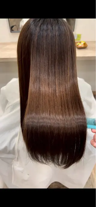 ロング カラー 髪質改善ヘアエステ&縮毛矯正専門店One…所属・萩中怜奈💫髪質改善 &縮毛矯正専門店🌟のヘアスタイル