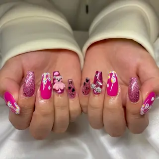 ネイル . 未來のネイルデザイン