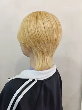 カラー 勝連 利恵のヘアスタイル