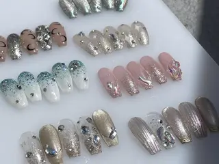 ネイル REINA W【今福鶴見店】のネイルデザイン