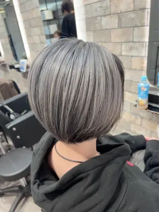 ショート 🎀艶ブリーチカラー 🎀Fan.🎀秋山のヘアスタイル