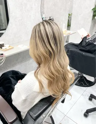 ロング 🦋ハイトーン🦋 石山 希理🦋のヘアスタイル