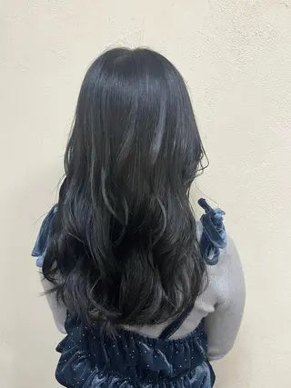 ミディアム カラー うる艶カラー× ハイトーン/miuのヘアスタイル