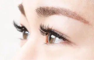 マツエク・マツパ BeautySalonCOCOウェルネススクエア新栄店所属・渡邉 まどかのマツエク・マツパデザイン