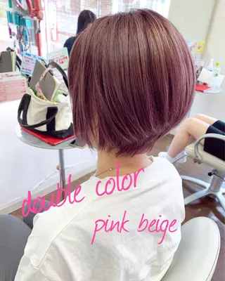 ショート カラー GLAD 萩原のヘアスタイル