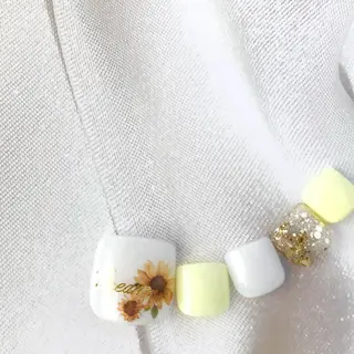 ネイル nailsalon 9stella所属・久保 菜摘のネイルデザイン