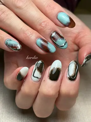 ネイル καρδιά -ｶﾙﾃﾞｨｱ-のネイルデザイン