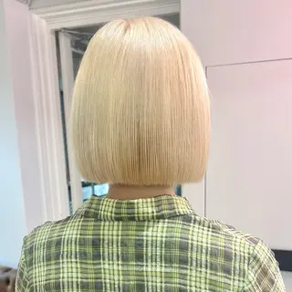 ショート カラー パーマ 🧨ブリーチー×ボブ レイヤー💎じゅえるのヘアスタイル