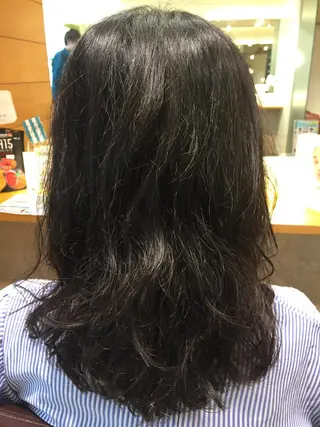 セミロング パーマ 加藤 綾華のヘアスタイル