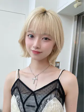 ショート カラー ハイトーンヘア れおん🌙のヘアスタイル