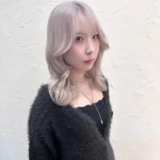 セミロング カラー Minori【ミノリ】所属・井手 孔介のヘアスタイル