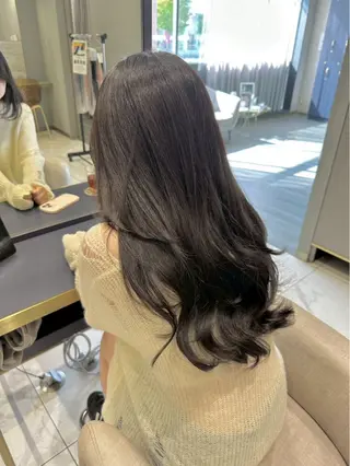 カラー 松田 望愛/透明感カラーのヘアスタイル