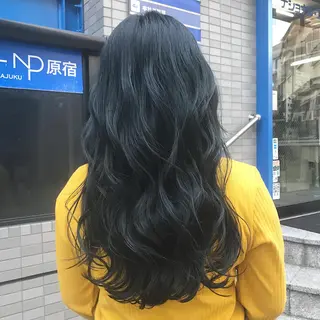 ロング カラー ヘアアレンジ Zina渋谷エリア マネージャShionのヘアスタイル