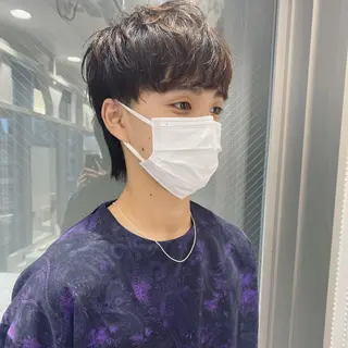 メンズ ウルフカット／吉村 桃子のヘアスタイル