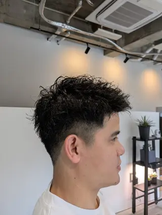 ショート メンズ SOL所属・透明カラー/ショート /髪質改善/亀山貴之のヘアスタイル