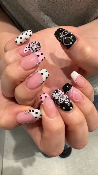 ネイル カンナ【Y2Kネイル /コーンロウ】のネイルデザイン