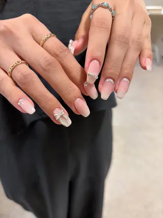 ミディアム 林🍼maison de NALIのネイルデザイン