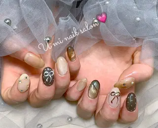 ネイル U·Mi nail salon所属・U·Mi 上野御徒町容のネイルデザイン