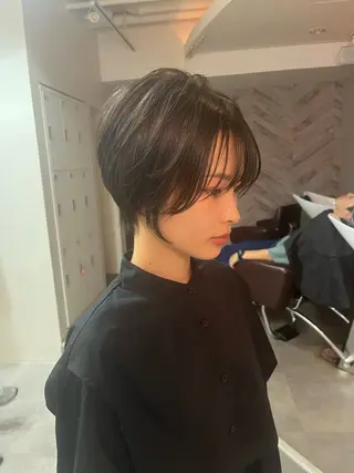 ショート emiwo石川町店所属・秋成 慶多のヘアスタイル