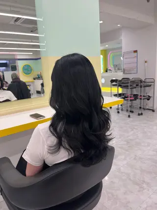 ロング カラー ヘアアレンジ 🎀Girly艶髪カ ラー🎀Harukaのヘアスタイル