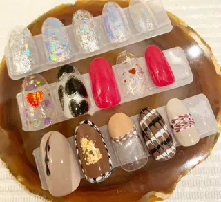 ネイル 駒月 明日香の眉毛・アイブロウイメージ