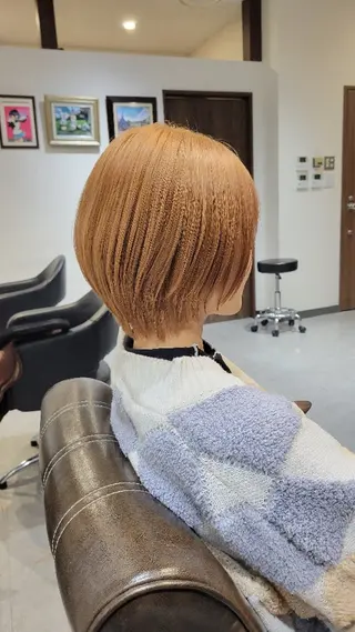 ショート カラー OFF-KAi!! 秋葉原店所属・伊藤 史哉のヘアスタイル