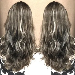 ロング カラー 井上 一平のヘアスタイル