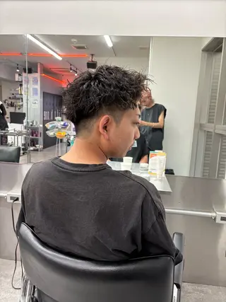 ショート カラー パーマ メンズ メンズパーマ特化 🔥韓国ヘア職人🔥のヘアスタイル