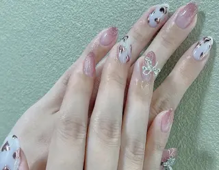 ネイル 🦋y y Nail 🤍のネイルデザイン