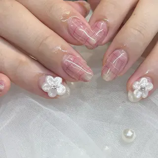 ネイル 内田 里穂のネイルデザイン