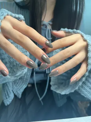 ネイル 🩵atelier- 01 優奈🩵のネイルデザイン