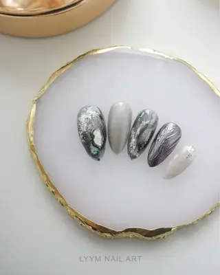 ネイル LYYM Salonのネイルデザイン