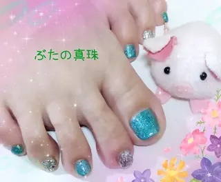 ネイル 林 珠里のネイルデザイン