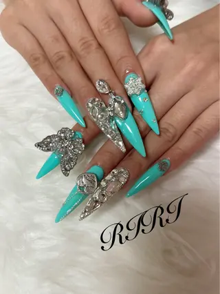 ネイル riri オーナーのネイルデザイン