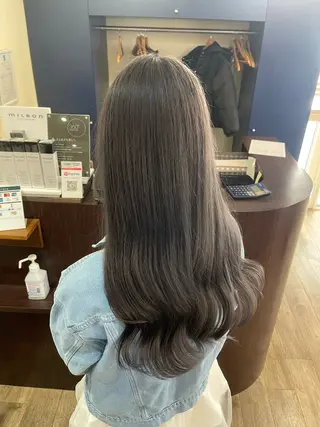 カラー envogue ゆりのヘアスタイル