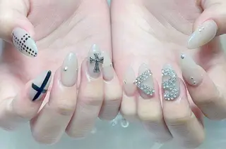 ネイル 小島 阿佑美のネイルデザイン