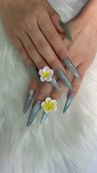 ネイル Queen Stella所属・Quee Stllaのネイルデザイン