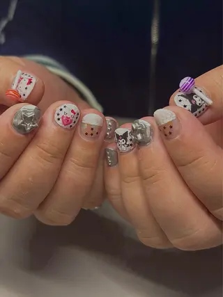 ネイル 🫧ユキ🫧 持込OK/平日夜&土のネイルデザイン