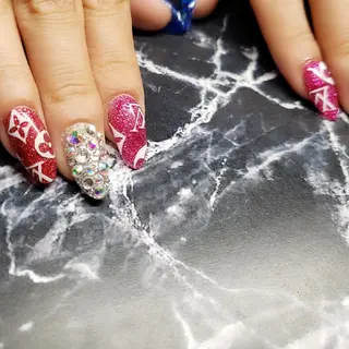 ミディアム ネイル クロキ 。のネイルデザイン