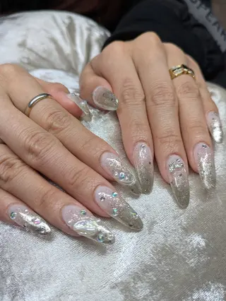 ネイル nailsalon🌙WOL所属・WOL🌙 momokoのネイルデザイン