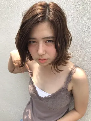 ミディアム カラー パーマ ヘアアレンジ マツエク・マツパ O/ODER (official)のヘアスタイル