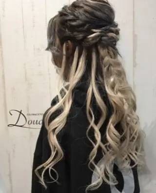 ロング カラー パーマ ヘアアレンジ チビ編み込みエクステ シールEXどぅ〜すのヘアスタイル