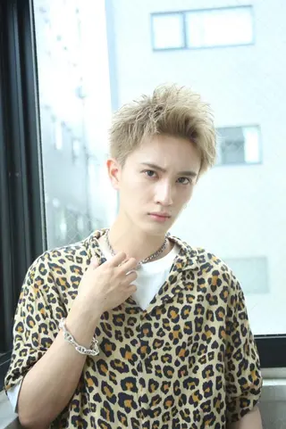 カラーソムリエ認定 茶屋町Eir岩本のヘアスタイル