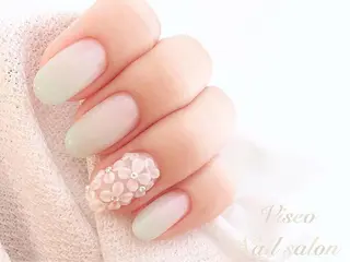 ネイル Viseo《6週間 長持ちパラジェル》のネイルデザイン