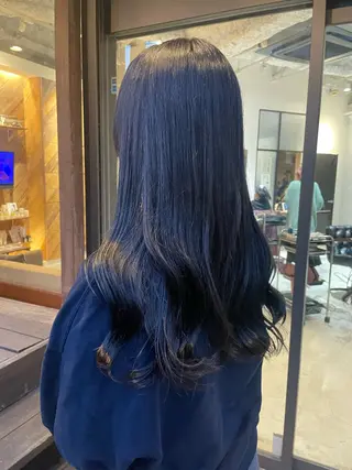 ロング カラー diar平塚所属・倉川 結花のヘアスタイル